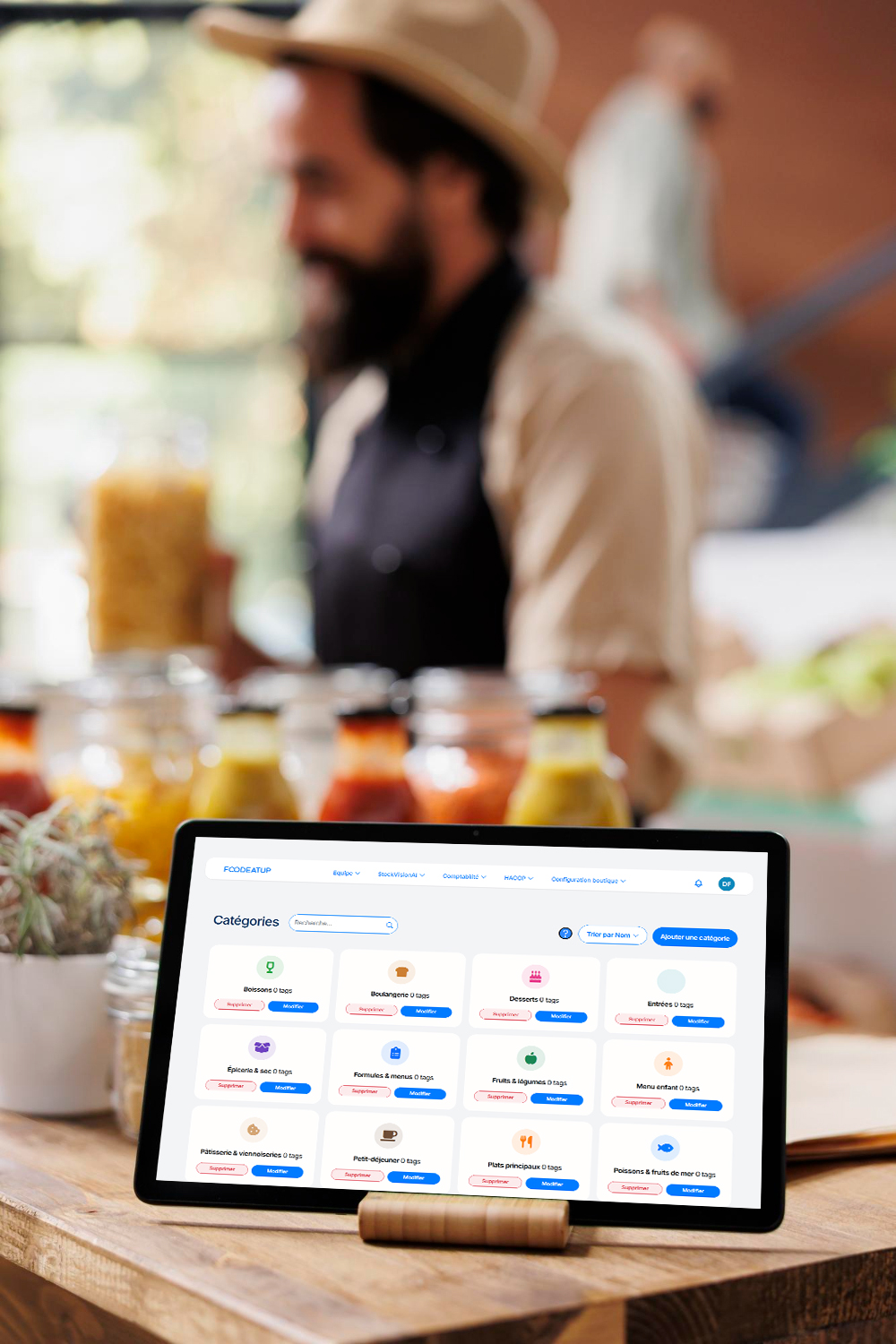FoodEatUp sur tablette — gestion des catégories de produits en marché